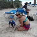 Julie & Nico playing in the sand2